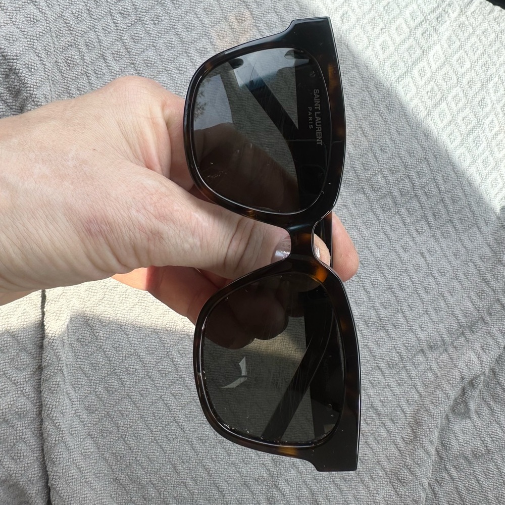 Yves Saint Laurent YSL SL M40 oversized sunglasses